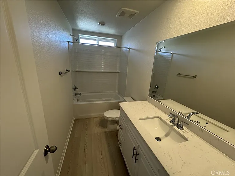 15993 Alamo Ct — Photo 21