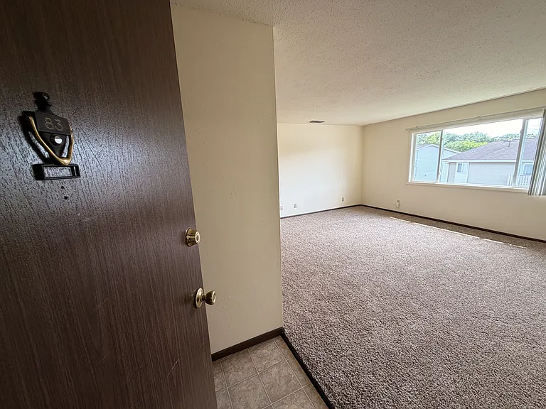 Kimberly Club Apartments — Photo 101