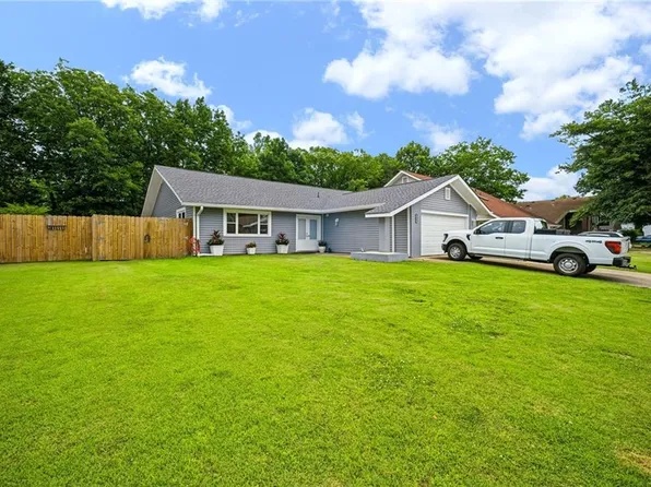 3612 Monterrey Ct, Virginia Beach, VA 23453