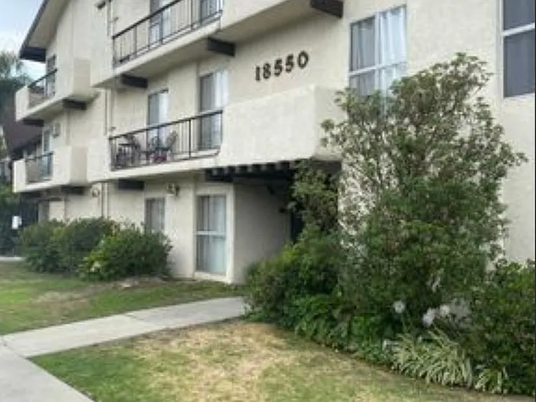 18550 Prairie St. — Photo 23