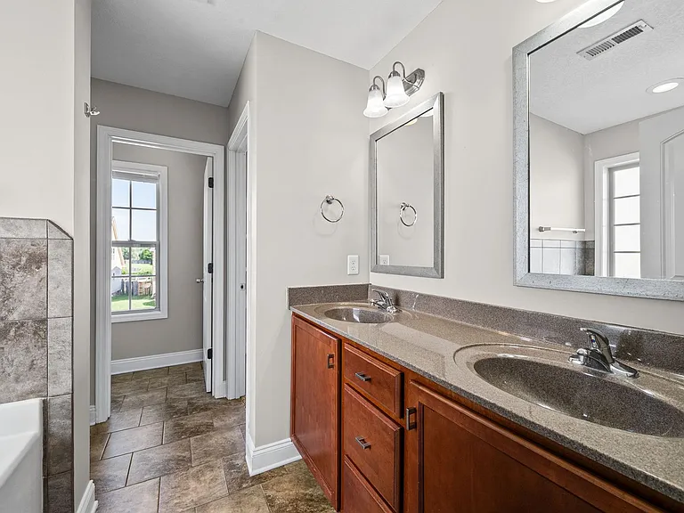 1290 Snowball Ln — Photo 16