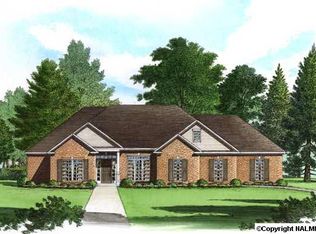 4704 Old Oak Ct, Owens Cross Roads, AL 35763