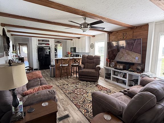3rd image of 2333 Shady Grove Rd