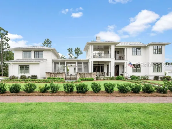 31 Hunting Lodge Rd, Bluffton, SC 29910