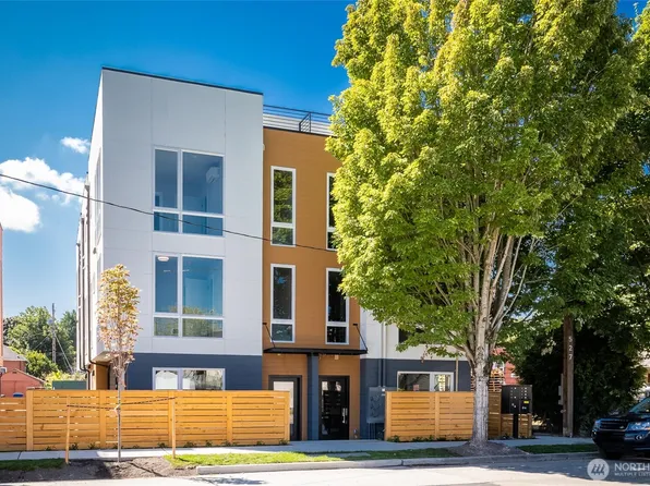527 S Cloverdale Street #D, Seattle, WA 98108