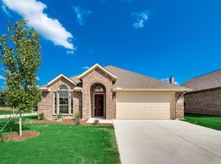 540 Hidden Spring Trl, Azle, TX 76020