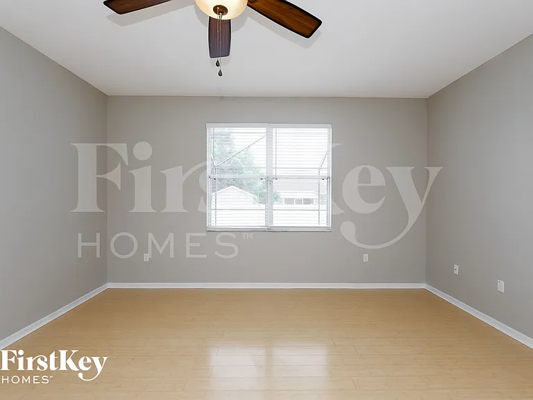 2754 Berkford Cir — Photo 8