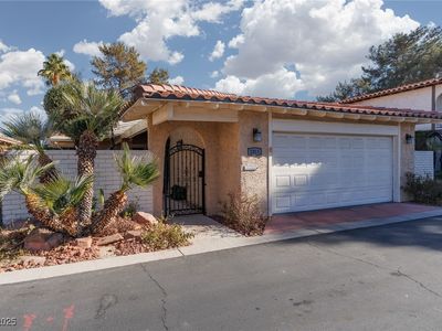 2011 Plaza De Cielo, Las Vegas, NV, 89102