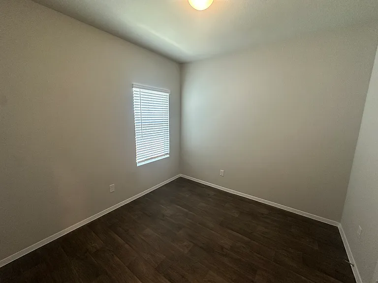 2709 Derwent Dr — Photo 14