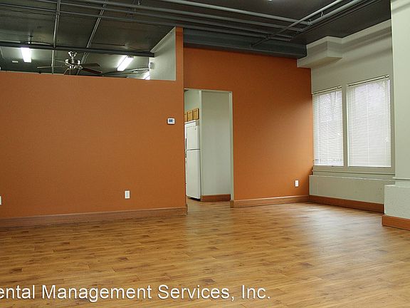 4th image of 123 NE 172nd Ave #6553425