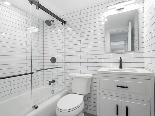 Rented by Samuel Realty Group LLC | media 1