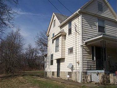 2nd image of 102 N Worthington St