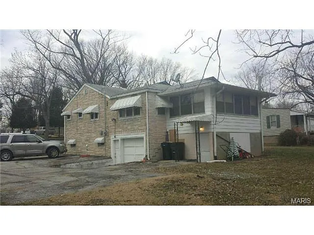 10134 Bon Oak Dr photo 1