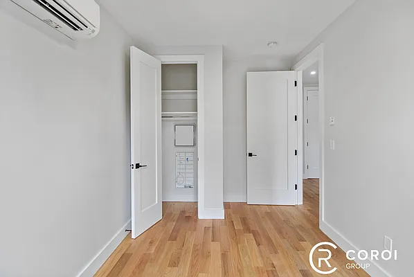 Rented by Coroi Corp | media 10