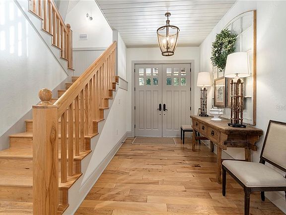 4th image of 39537 Woodgate Ln