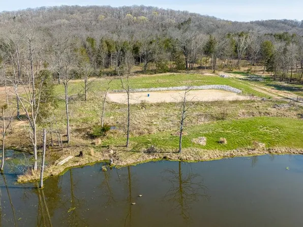 4 Canter Creek Ln, Cedar Hill, MO 63016
