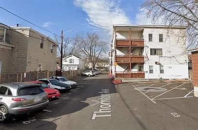 Building Photo 3
