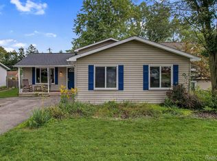 627 Woodingham Ave, Waterford, MI