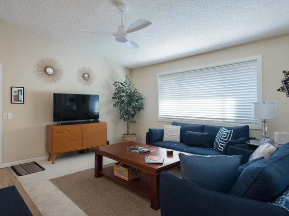 31200 Landau Blvd APT 2204, Cathedral City, CA 92234