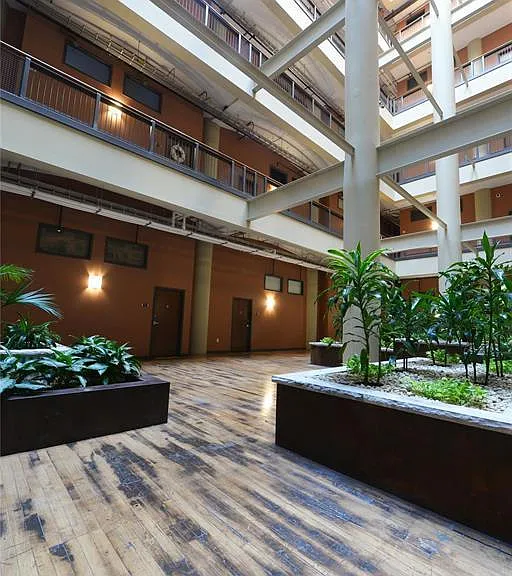 1520 Washington Ave #R-507 — Photo 2