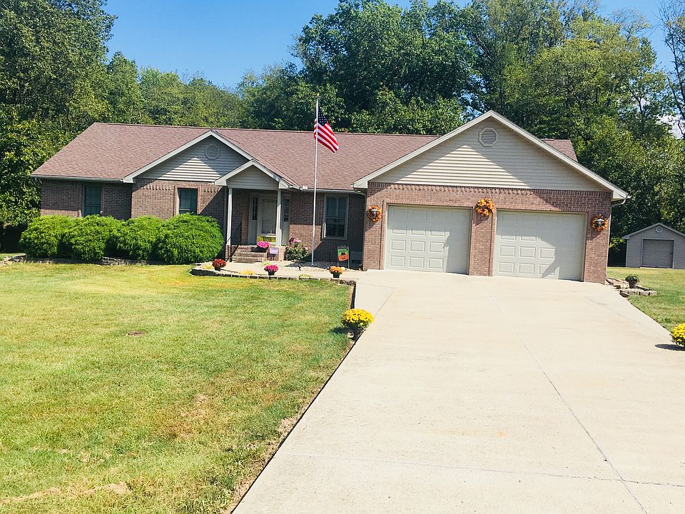 1st image of 200 Ashwood Ct