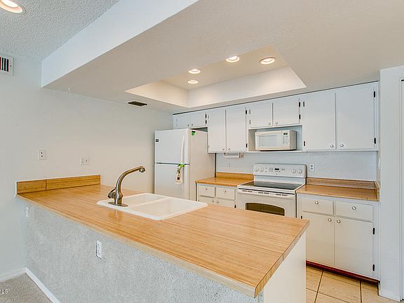5th image of 1920 W Lindner Ave Unit 220