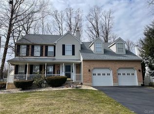 886 Merrivale Rd, Bethlehem, PA 18017