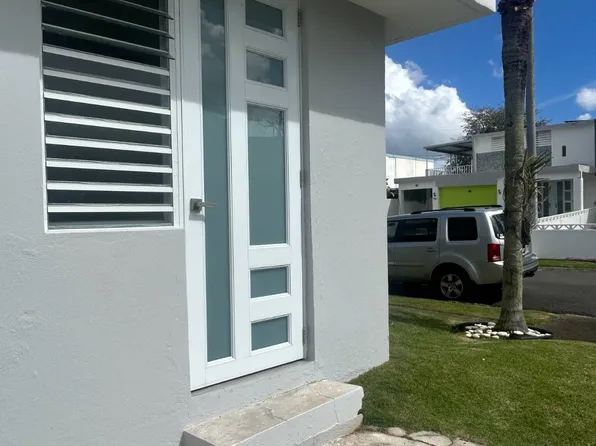 Arecibo Street La Cumbre, San Juan, PR 00926