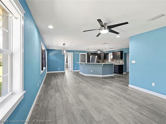 5th image of 2611 Lake Josephine Dr