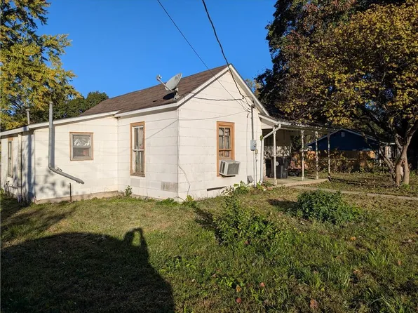 125 Sitter St, Pleasant Hill, MO 64080