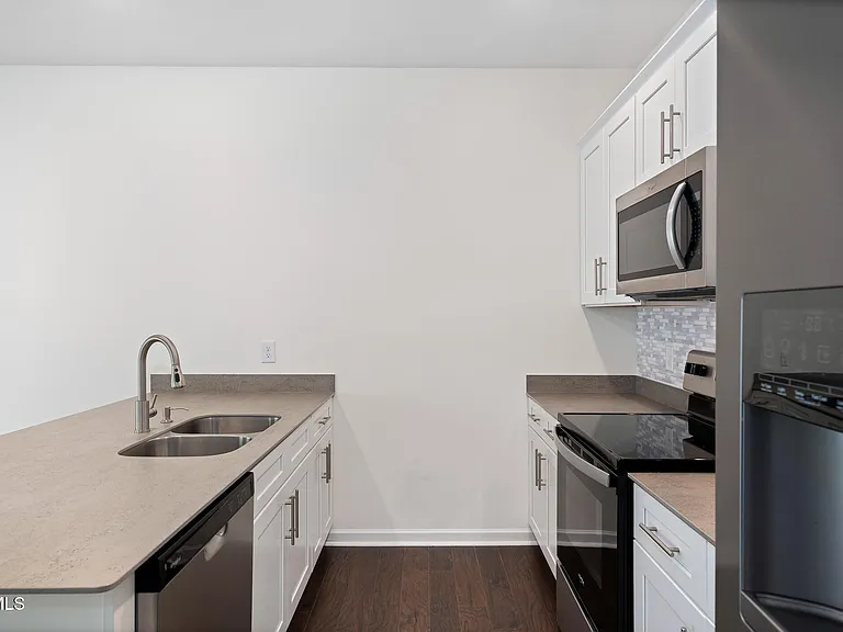 1006 Saylors Pl — Photo 13