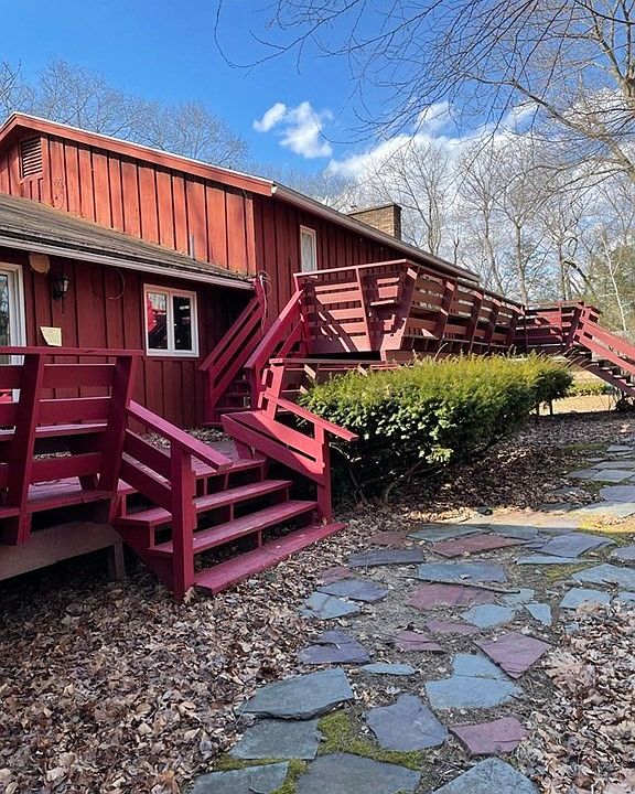 276 Amherst St, Granby, MA 01033 Zillow