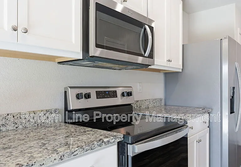 608 Frosty Way — Photo 29