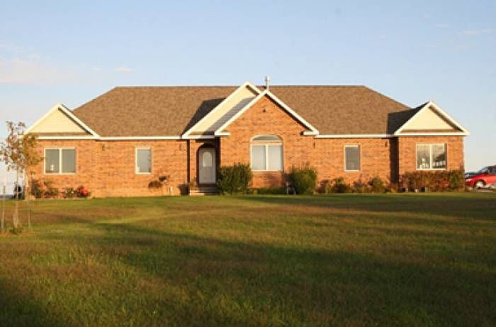 Exterior of 8315 194th