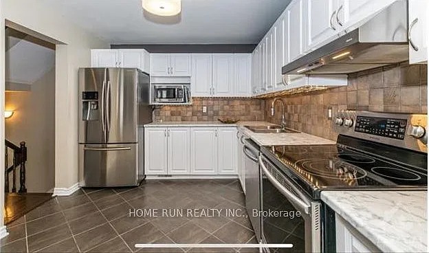 395 Statewood Dr — Photo 6