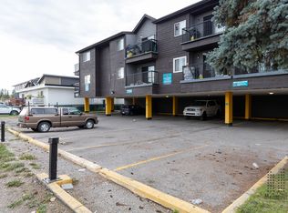 Glenbow Manor, Calgary, AB T3B 2M4