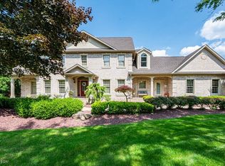 3915 Albany Ct, Canfield, OH