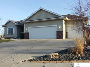 22017 Bobwhite Ave, Gretna, NE 68028