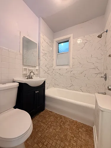 10-12 McKay Ave #1L Photo 1