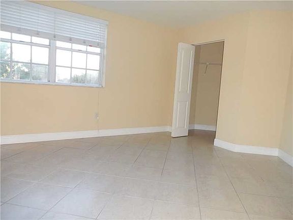 4th image of 9701 Fontainebleau Blvd #C210