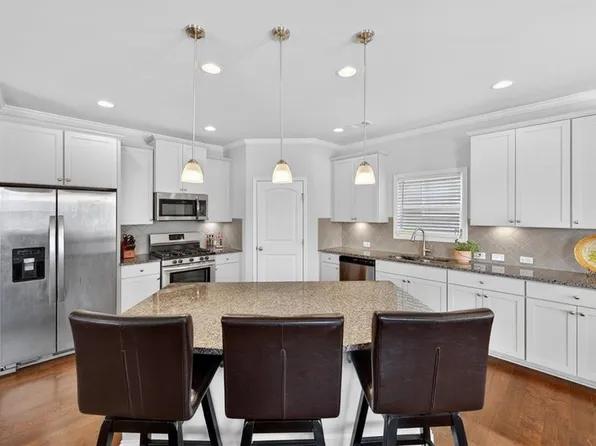 6497 Crosscreek Ln, Flowery Branch, GA 30542