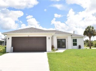 202 Seagrape St, Pt Charlotte, FL 33954