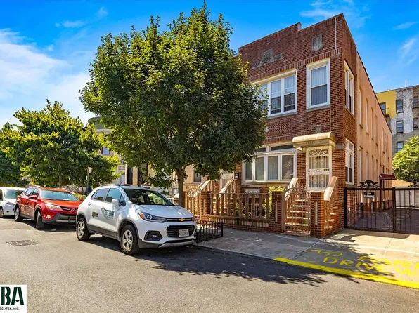 132 E 31st St, Brooklyn, NY 11226