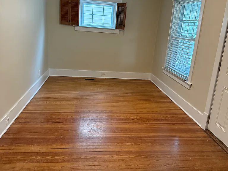 908 Delor Ave — Photo 11