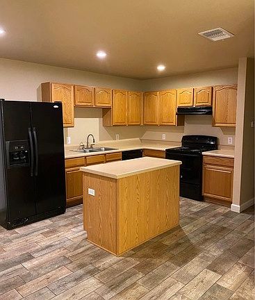 4th image of 10646 S Shaenridge