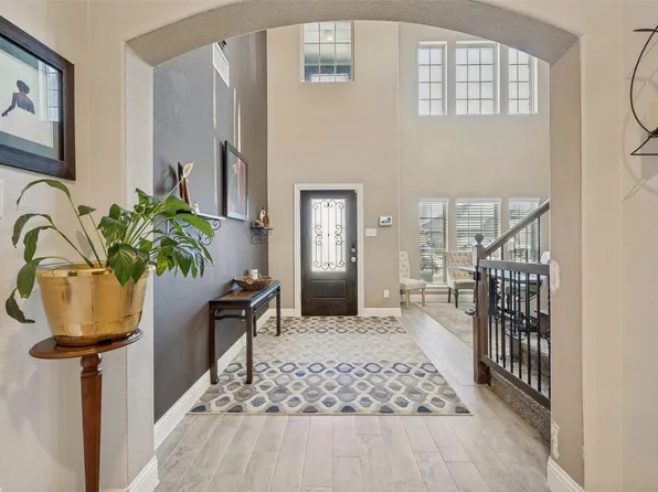 10920 Canyon Mine Dr, Aubrey, TX 76227