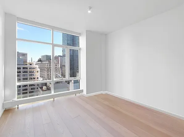 5 Beekman Street image 2 of 19