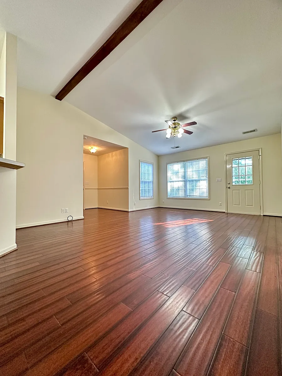 Photo 2 of 18 - 1620 Ridgecrest Dr #B - Cookeville, TN Building Photo - 1620 Ridgecrest Dr #B