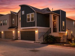 207 Bridgeford Dr #16, Austin, TX 78745