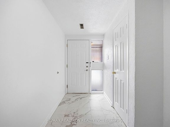 5th image of 1673 Albion Rd #24